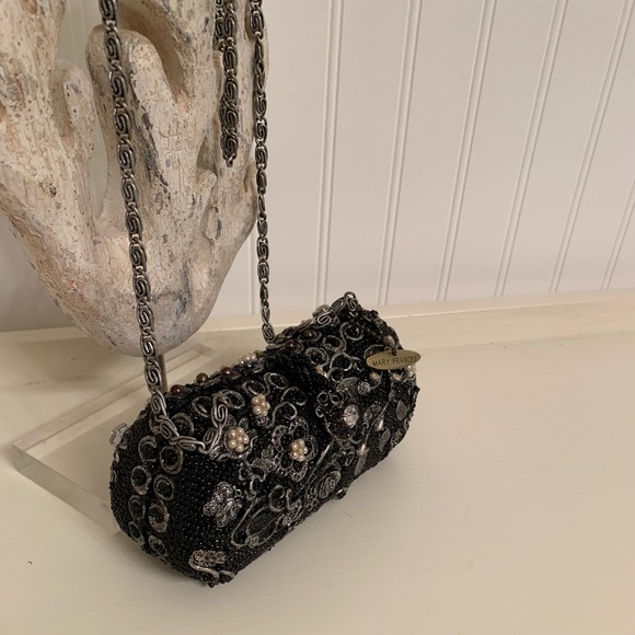 💥💥NEW💥💥ONE OF A KIND MARY FRANCES - Picture 8 of 8